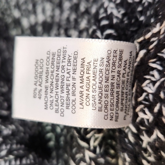 Ellen Tracy black marled sweater L knit crewneck hi lo hem black white comfy - Picture 13 of 14